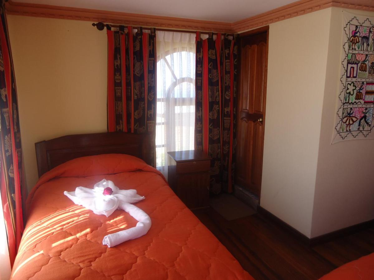 Hostal Del Sol Isla Del Sol Exterior photo