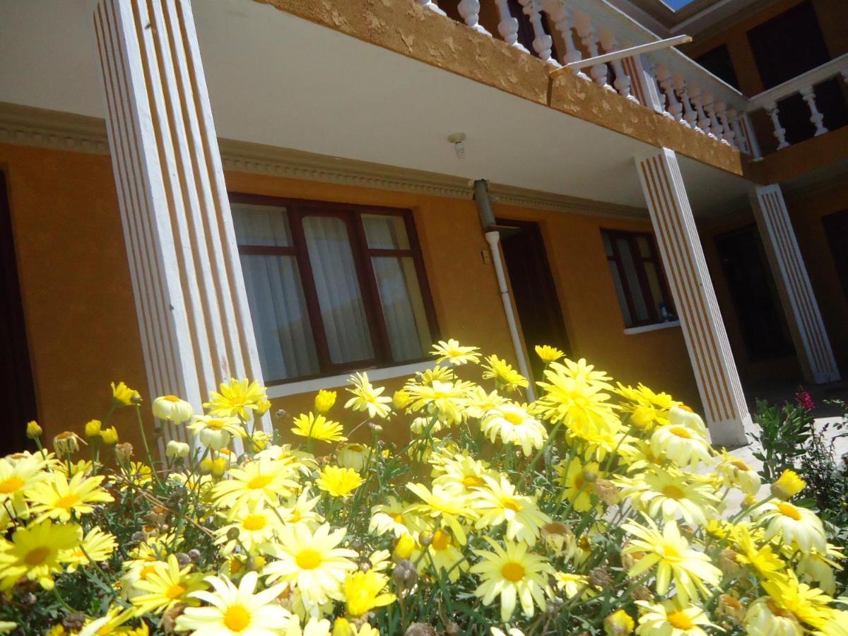 Hostal Del Sol Isla Del Sol Exterior photo